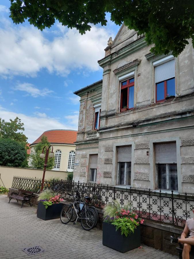 Holdfeny Apartman Siófok Exterior foto